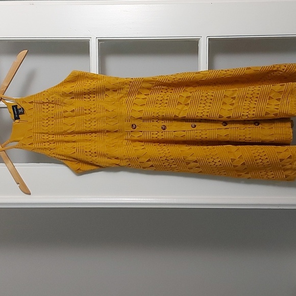 High Neck Yellow Lace Midi Dress - Picture 1 of 10